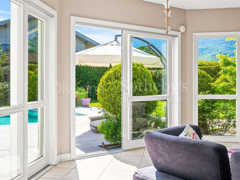 Maison Divonne-les-Bains - 4 chambres - 280m²
