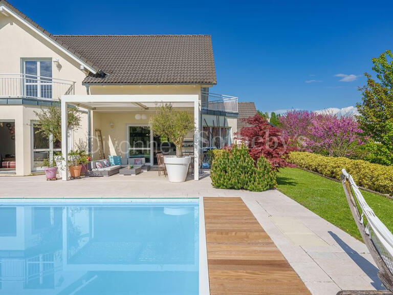 Maison Divonne-les-Bains - 4 chambres - 280m²