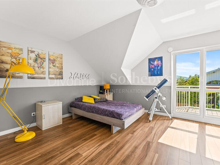 Maison Divonne-les-Bains - 4 chambres - 280m²