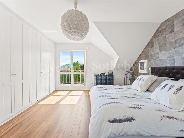 Maison Divonne-les-Bains - 4 chambres - 280m²