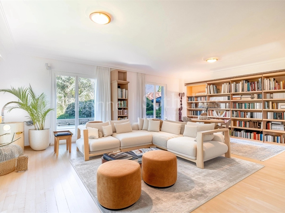 House Divonne-les-Bains