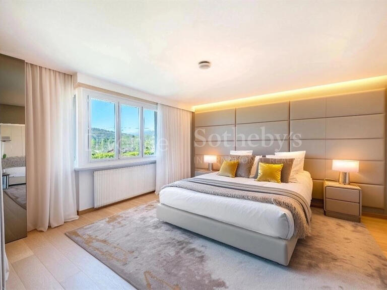 Maison Divonne-les-Bains - 5 chambres - 424m²