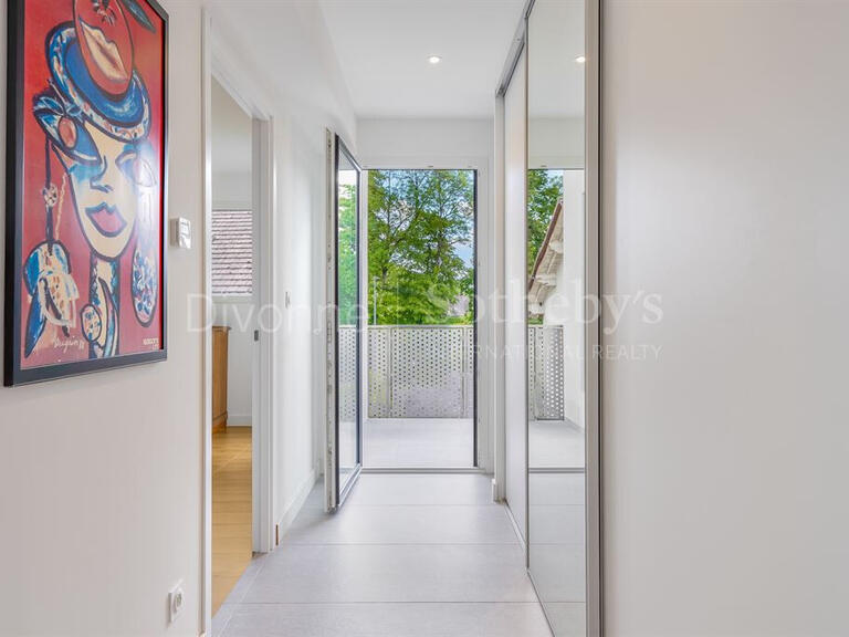 House Divonne-les-Bains - 5 bedrooms - 210m²