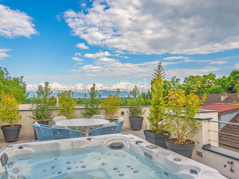 House Divonne-les-Bains - 5 bedrooms - 210m²