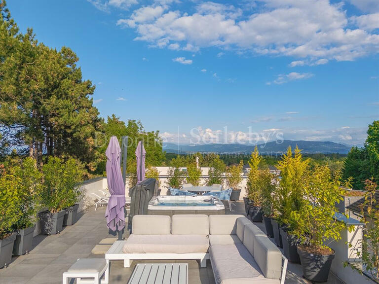 House Divonne-les-Bains - 5 bedrooms - 210m²