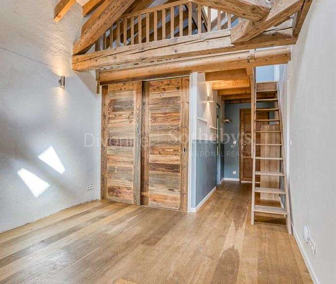 Maison Divonne-les-Bains - 5 chambres - 347m²
