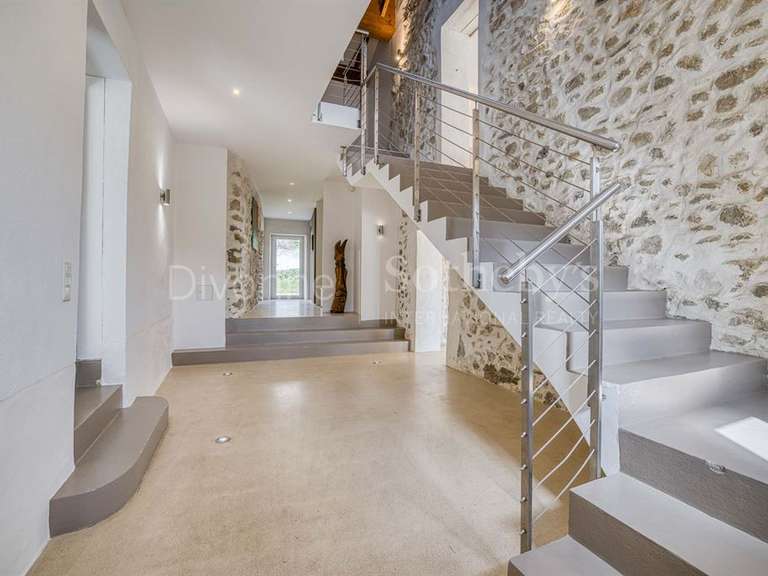 House Divonne-les-Bains - 5 bedrooms - 387m²