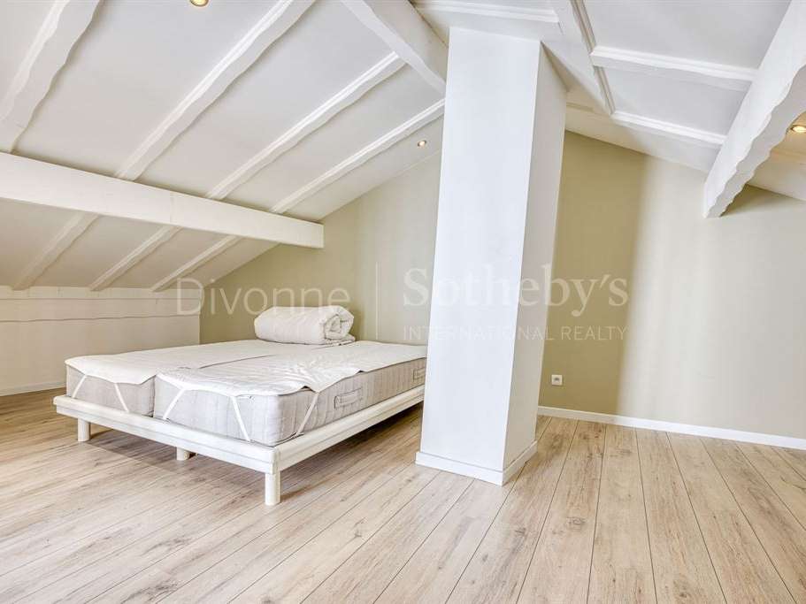 House Divonne-les-Bains