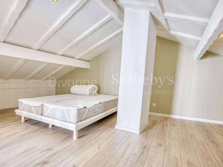 House Divonne-les-Bains - 5 bedrooms - 387m²