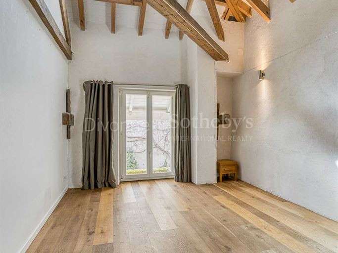 House Divonne-les-Bains