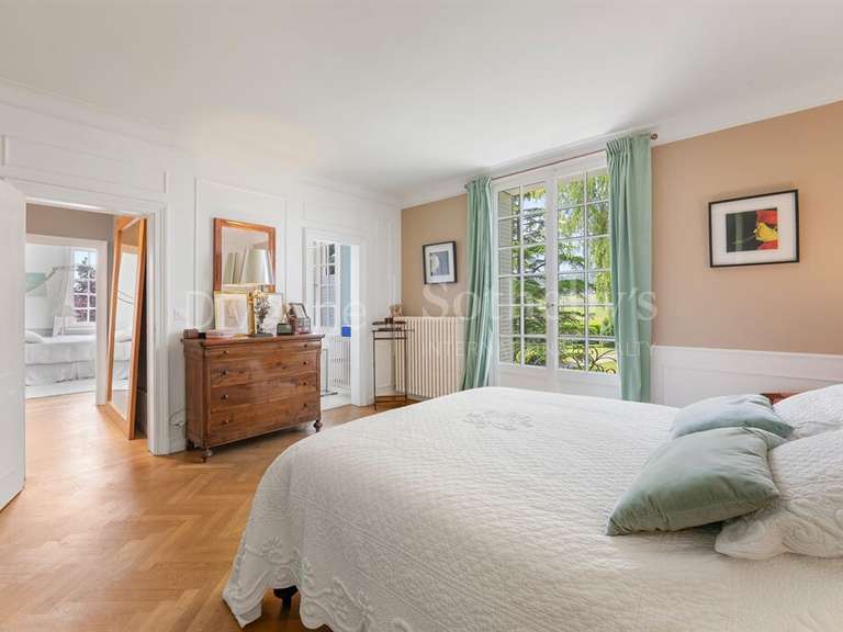 Maison Divonne-les-Bains - 5 chambres - 350m²
