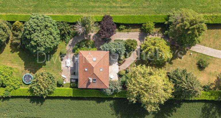 Maison Divonne-les-Bains - 5 chambres - 350m²