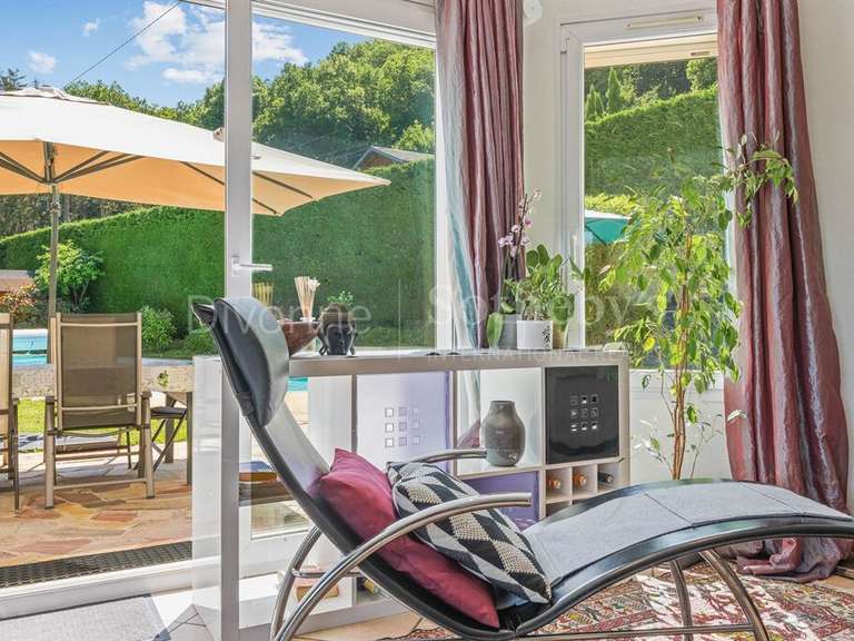 Maison Divonne-les-Bains - 6 chambres - 192m²