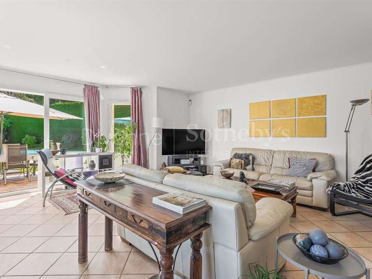 Maison Divonne-les-Bains - 6 chambres - 192m²