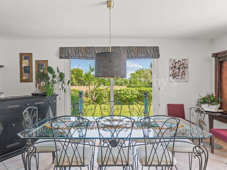 Maison Divonne-les-Bains - 6 chambres - 192m²