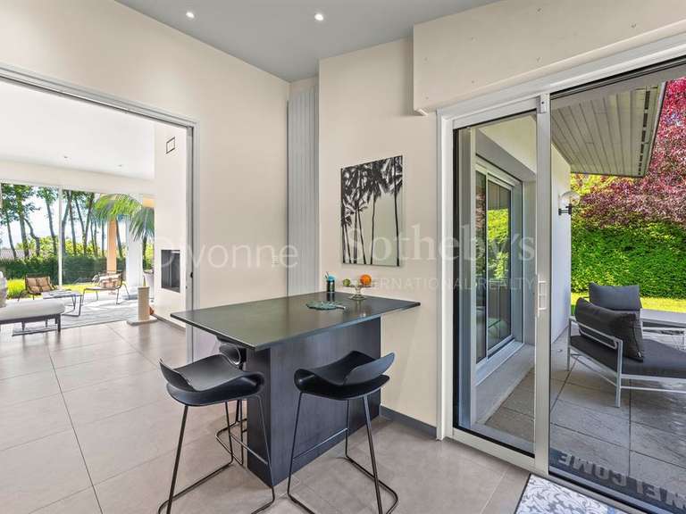 Maison Divonne-les-Bains - 4 chambres - 233m²