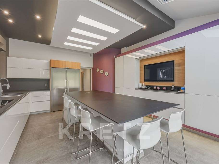 House Divonne-les-Bains