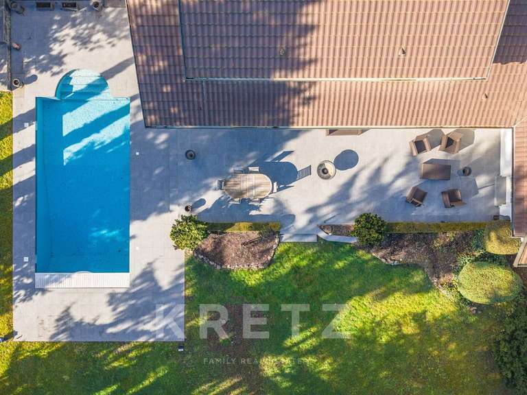 Maison Divonne-les-Bains - 6 chambres - 390m²