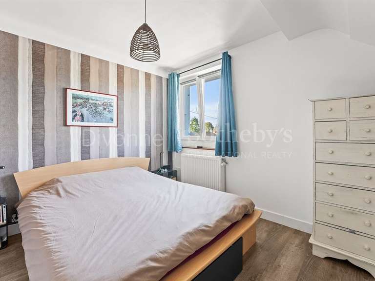 Maison Divonne-les-Bains - 3 chambres - 158m²