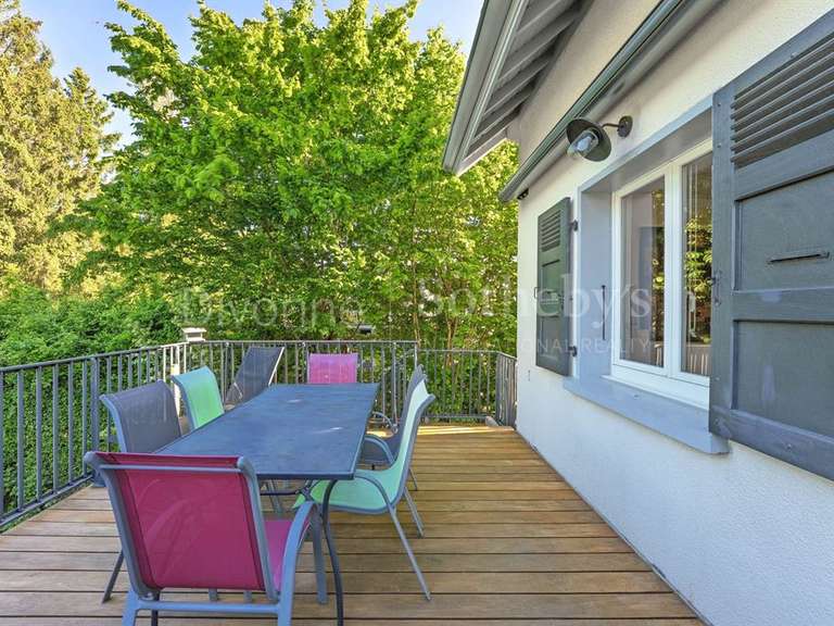 Maison Divonne-les-Bains - 3 chambres - 158m²