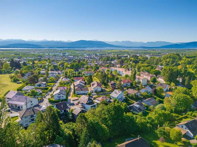 Maison Divonne-les-Bains - 3 chambres - 158m²