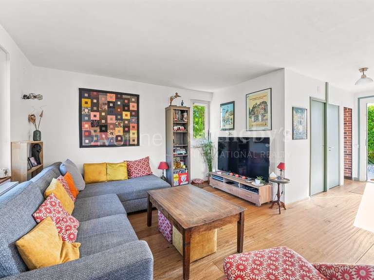 Maison Divonne-les-Bains - 3 chambres - 158m²