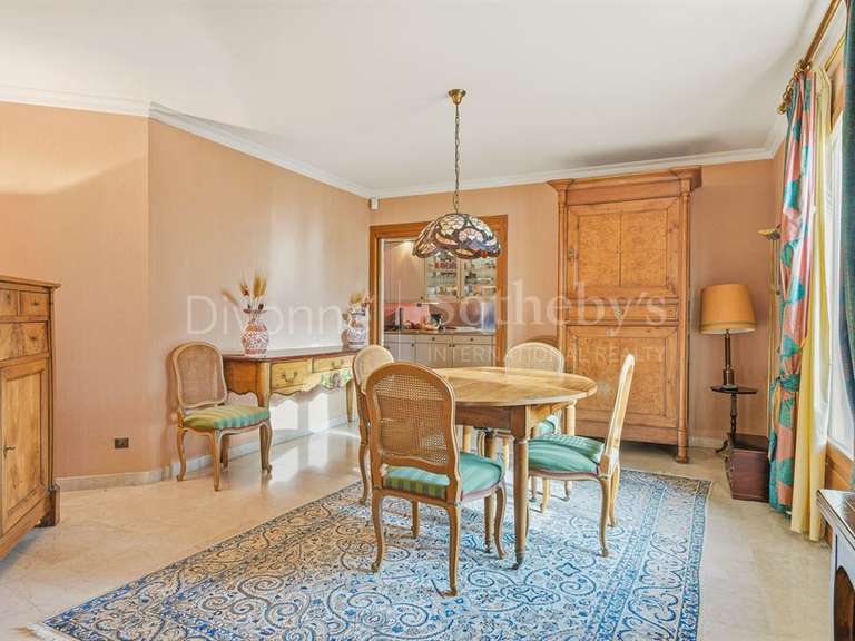 Maison Divonne-les-Bains - 5 chambres - 296m²