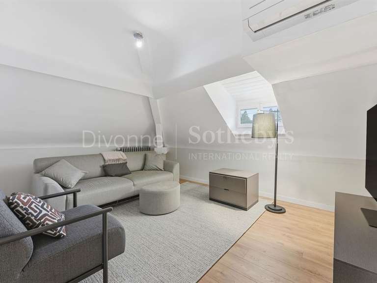 Maison Divonne-les-Bains - 5 chambres - 370m²