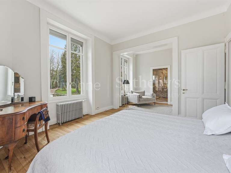 Maison Divonne-les-Bains - 5 chambres - 370m²