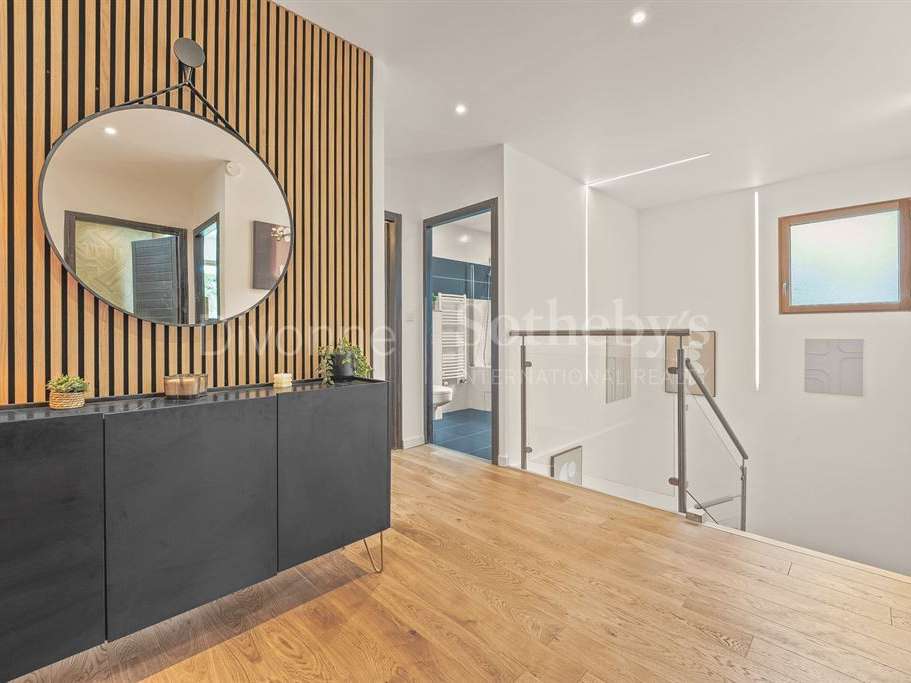 House Divonne-les-Bains