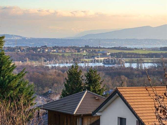 Maison Divonne-les-Bains - 4 chambres - 217m²