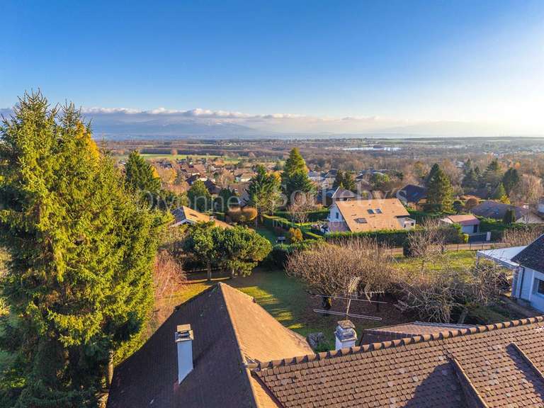 Maison Divonne-les-Bains - 4 chambres - 217m²