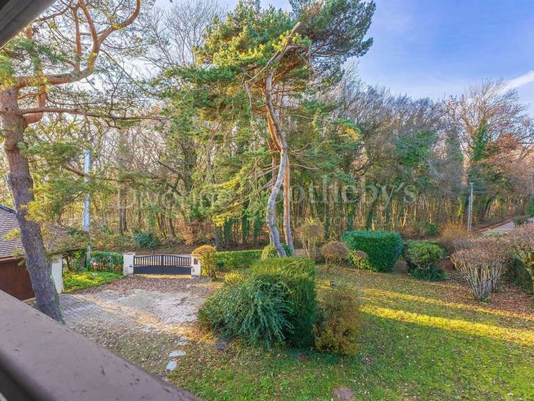 Maison Divonne-les-Bains - 4 chambres - 217m²