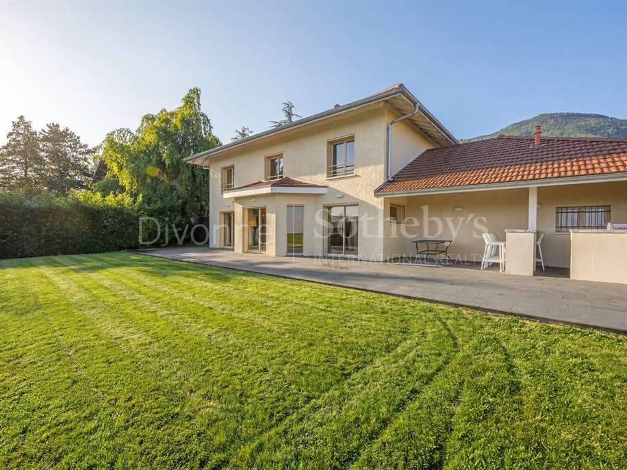 Maison Divonne-les-Bains