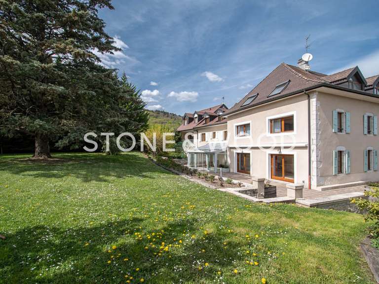 House Divonne-les-Bains - 5 bedrooms - 420m²