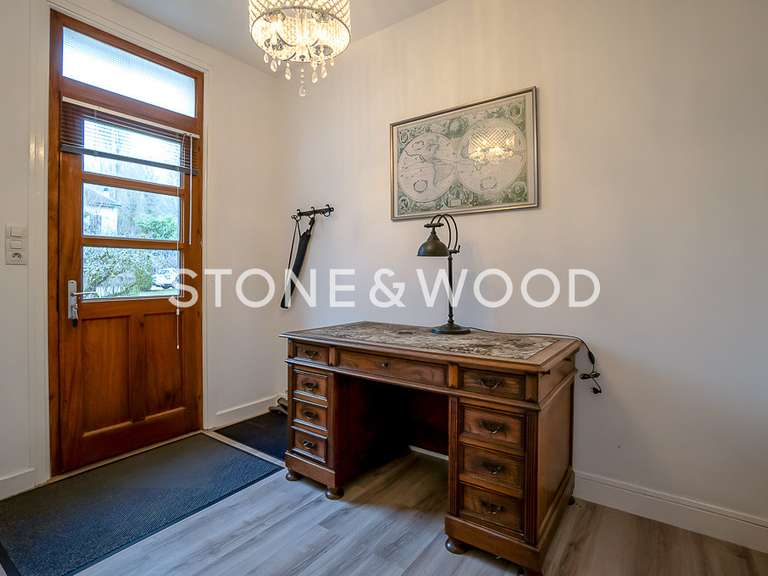 House Divonne-les-Bains - 5 bedrooms - 224m²