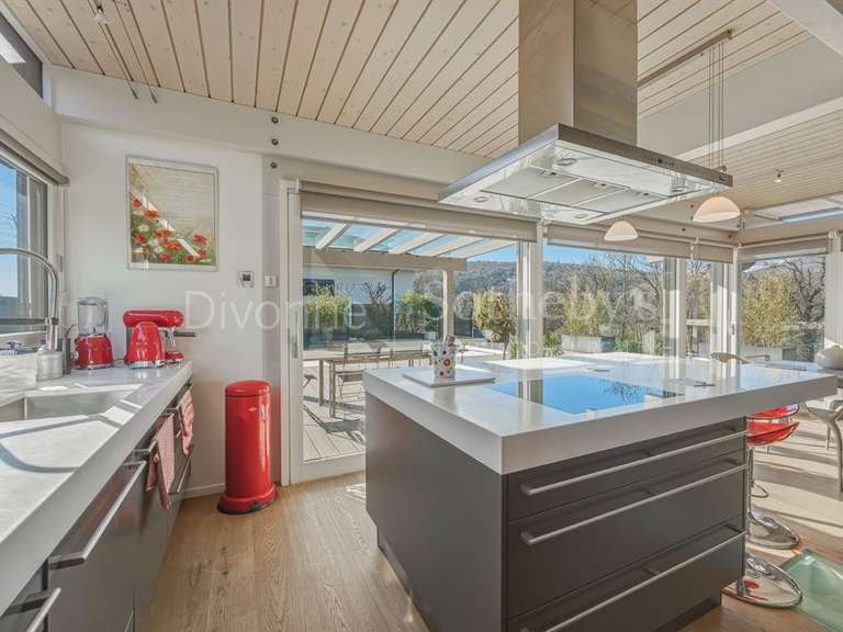 House Divonne-les-Bains - 5 bedrooms - 231m²