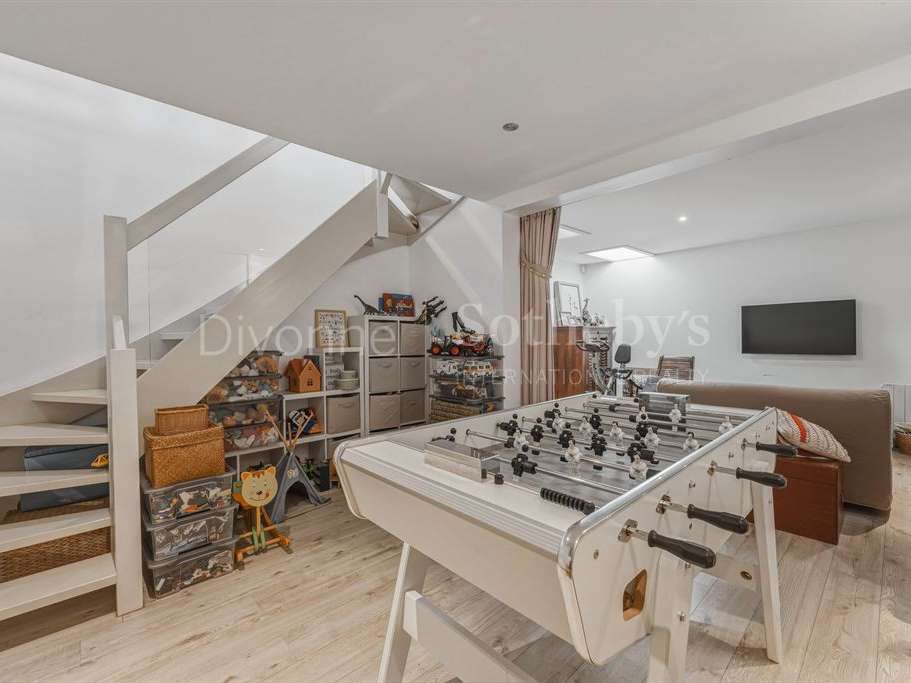 House Divonne-les-Bains