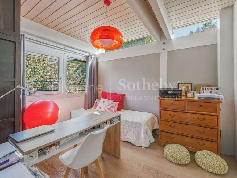 Maison Divonne-les-Bains - 5 chambres - 236m²