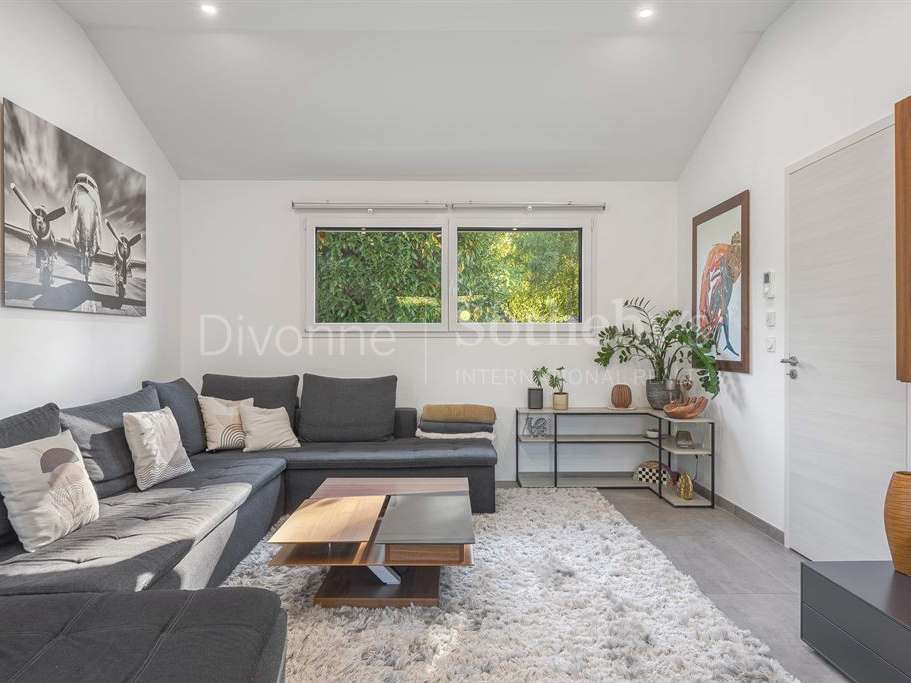 House Divonne-les-Bains