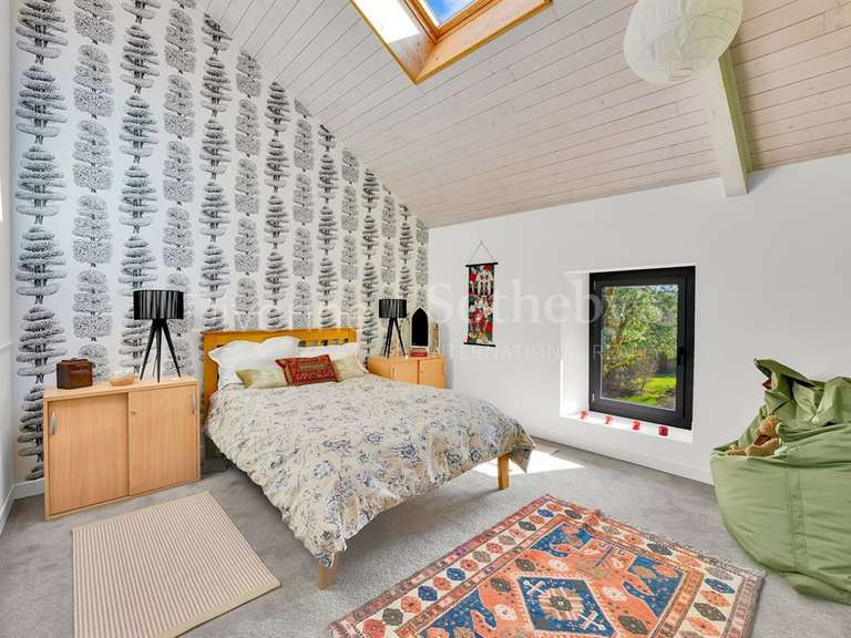 Maison Divonne-les-Bains - 5 chambres - 424m²