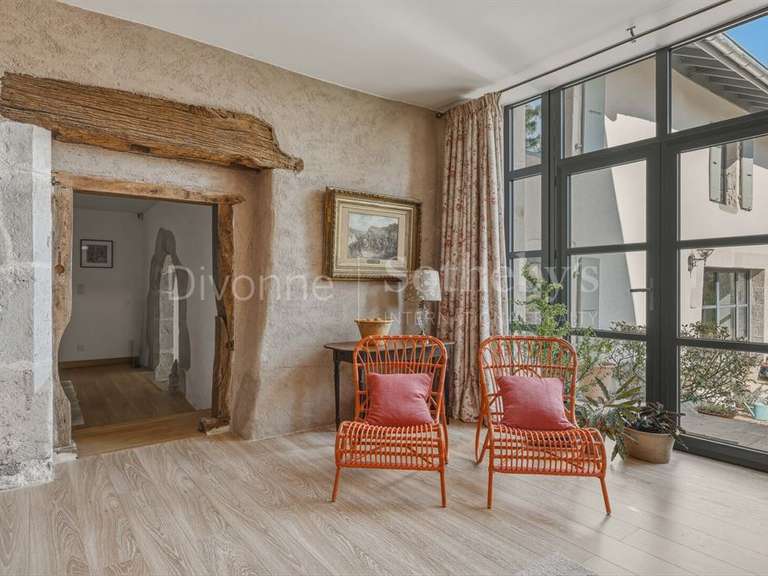 Maison Divonne-les-Bains - 5 chambres - 424m²