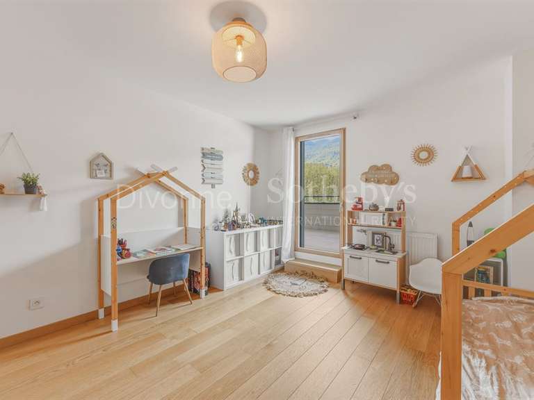 Maison Divonne-les-Bains - 5 chambres - 227m²