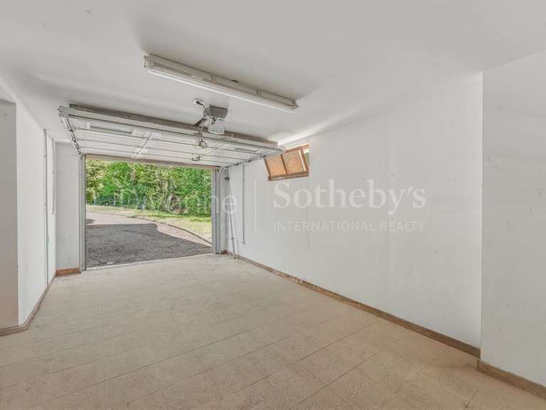 House Divonne-les-Bains - 5 bedrooms - 250m²