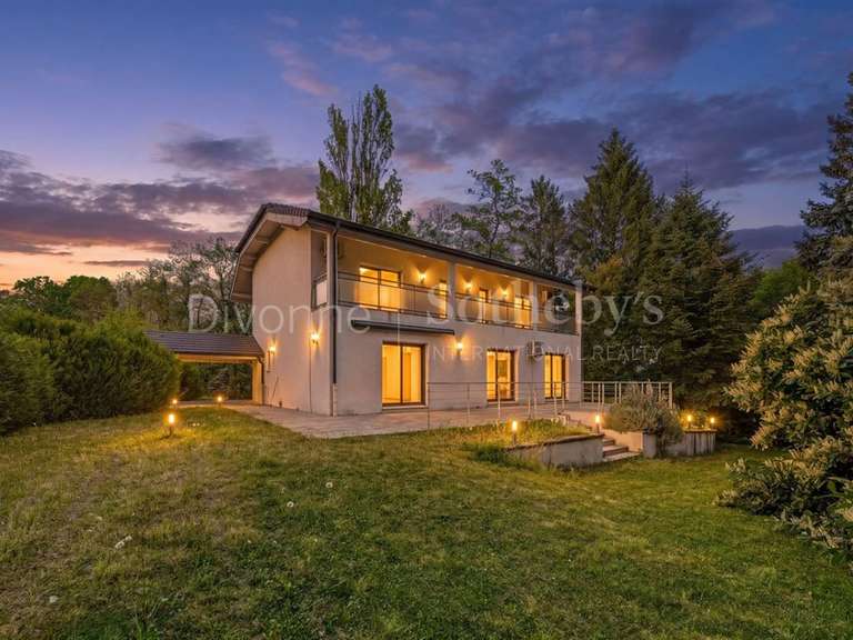 House Divonne-les-Bains - 5 bedrooms - 250m²