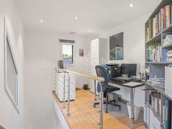 Maison Divonne-les-Bains - 5 chambres - 189m²