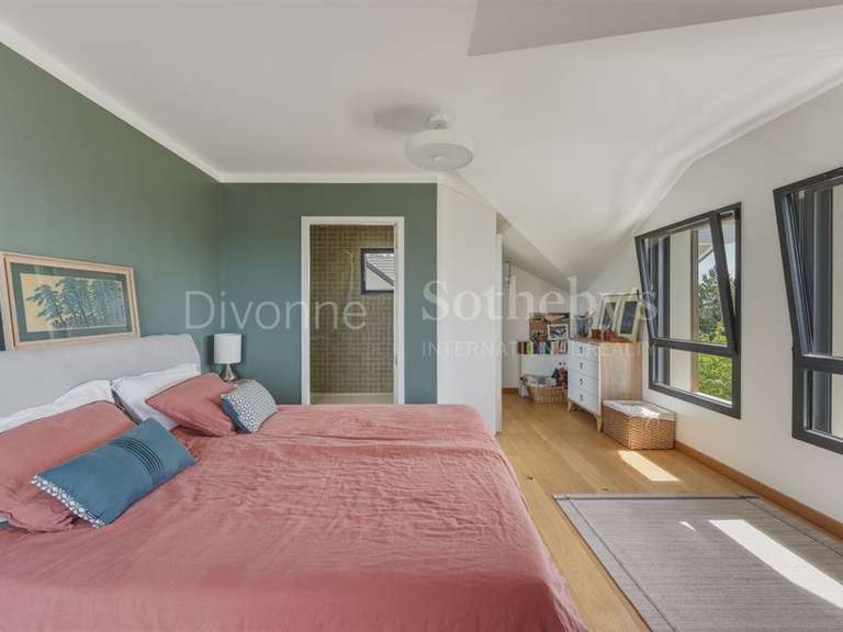 Maison Divonne-les-Bains - 4 chambres - 232m²