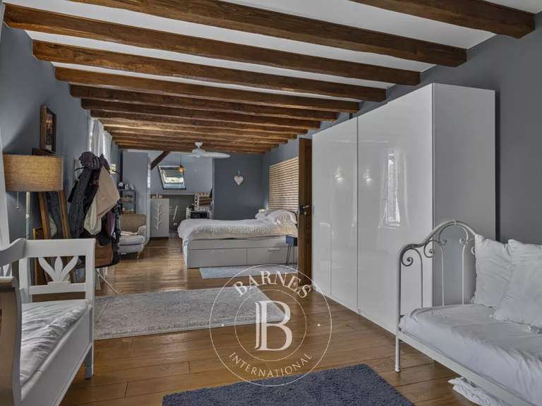 Maison Divonne-les-Bains - 4 chambres - 343m²