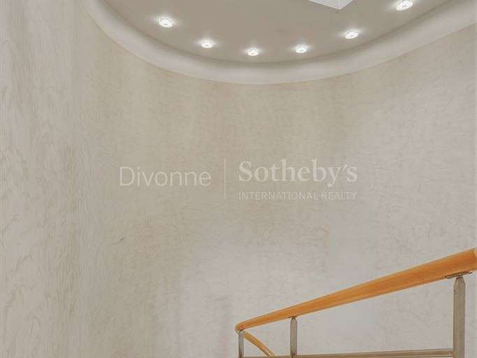 Maison Divonne-les-Bains - 5 chambres - 517m²
