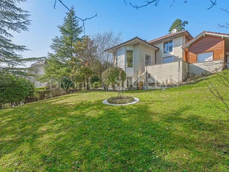 Maison Divonne-les-Bains - 5 chambres - 517m²